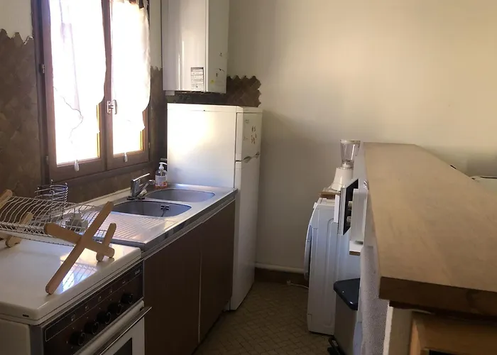 T3 A Saint-cyprien, 6 Pers, Piscine, Terrasse, Proche Et Port - Fr-1-793-22 * Сен-Сиприен