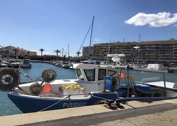 T3 A Saint-cyprien, 6 Pers, Piscine, Terrasse, Proche Et Port - Fr-1-793-22 Вилла *