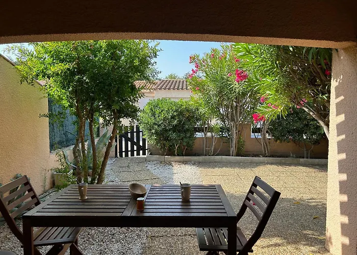 T3 A Saint-cyprien, 6 Pers, Piscine, Terrasse, Proche Et Port - Fr-1-793-22 Вилла